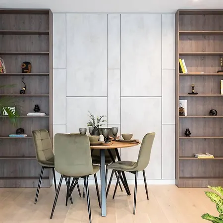 Tribal 1br In Aviatiei