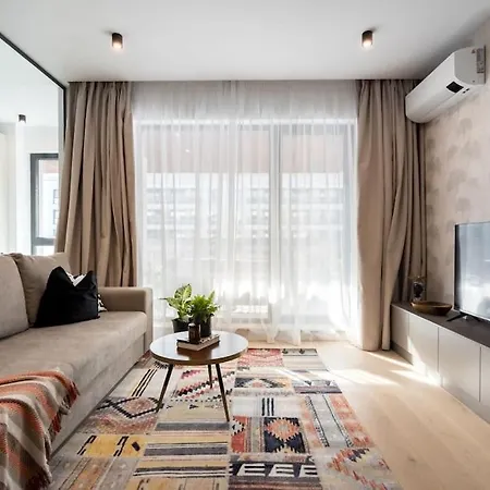 Tribal 1br In Aviatiei