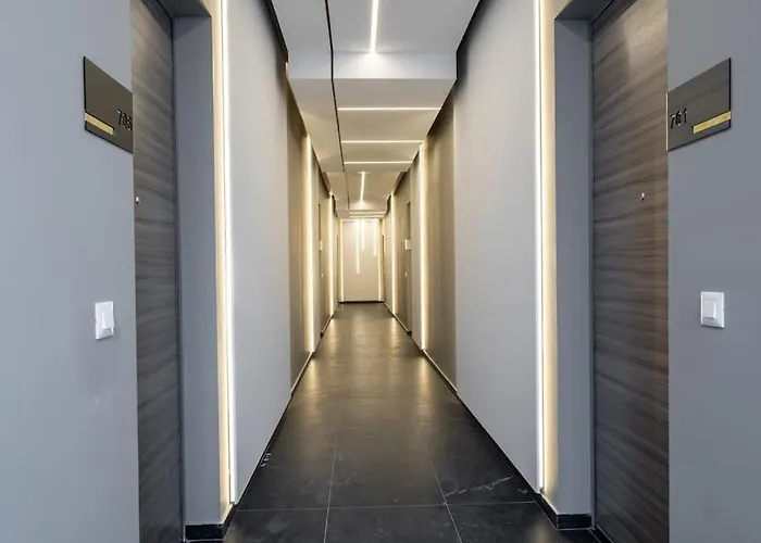 Tribal 1br In Aviatiei *