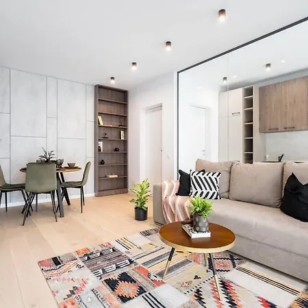 Tribal 1br In Aviatiei *